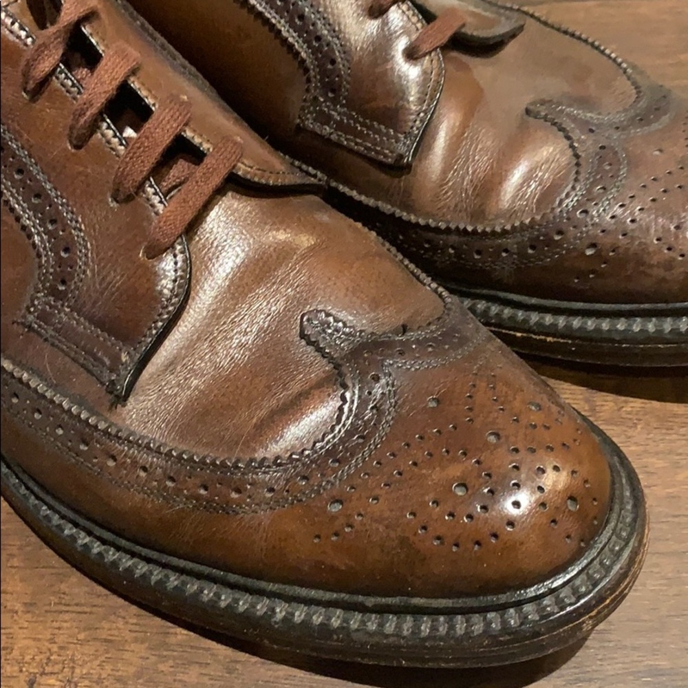 Shoes - Picture 2 of 6